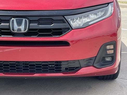 Used 2025 Honda Odyssey Sport-L image 8