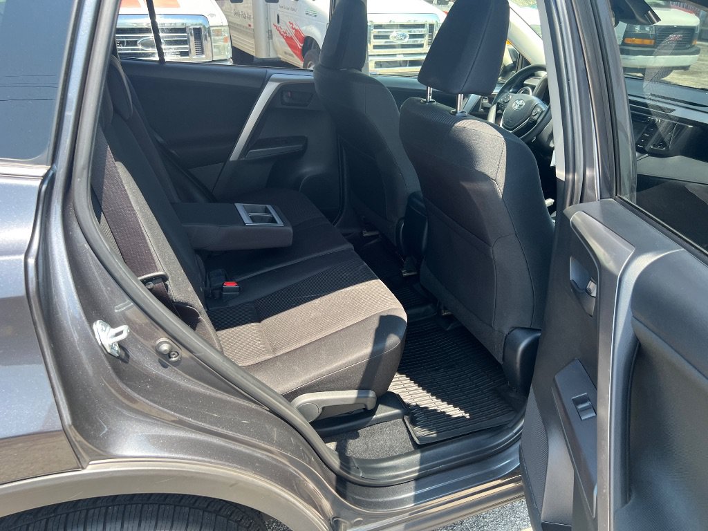 Used 2017 Toyota RAV4 LE w/ All Weather Liner Package AWD/4WD image 10