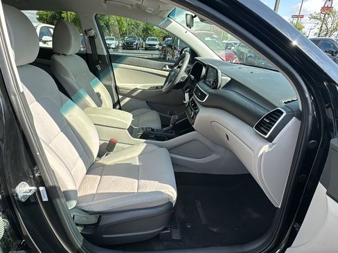 Used 2021 Hyundai Tucson SE image 23
