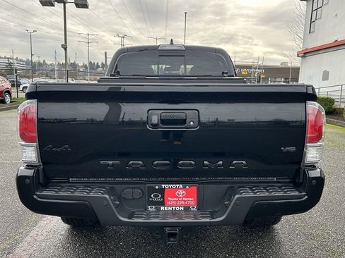 Certified 2021 Toyota Tacoma TRD Off-Road w/ TRD Premium Off Road Package image 6