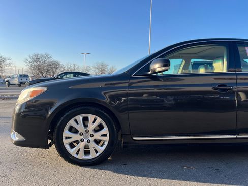 Used 2012 Toyota Avalon image 9