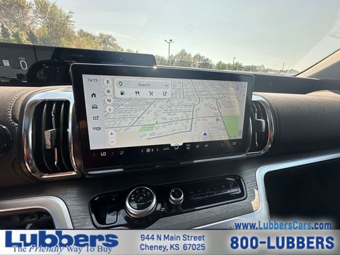 Used 2025 Ford Expedition Platinum AWD/4WD image 18