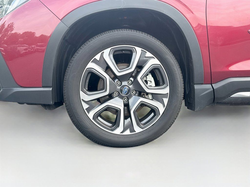 Used 2025 Subaru Ascent Limited AWD/4WD image 36