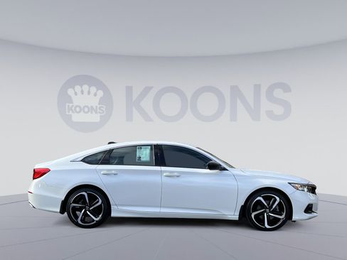 Used 2022 Honda Accord Sport image 7