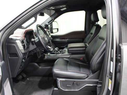 Used 2023 Ford F150 Lariat AWD/4WD image 3