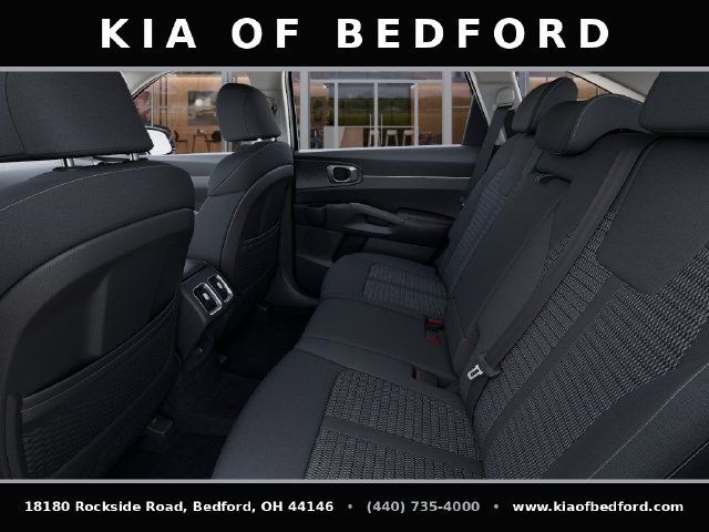 Used 2025 Kia Sorento LX FWD image 21