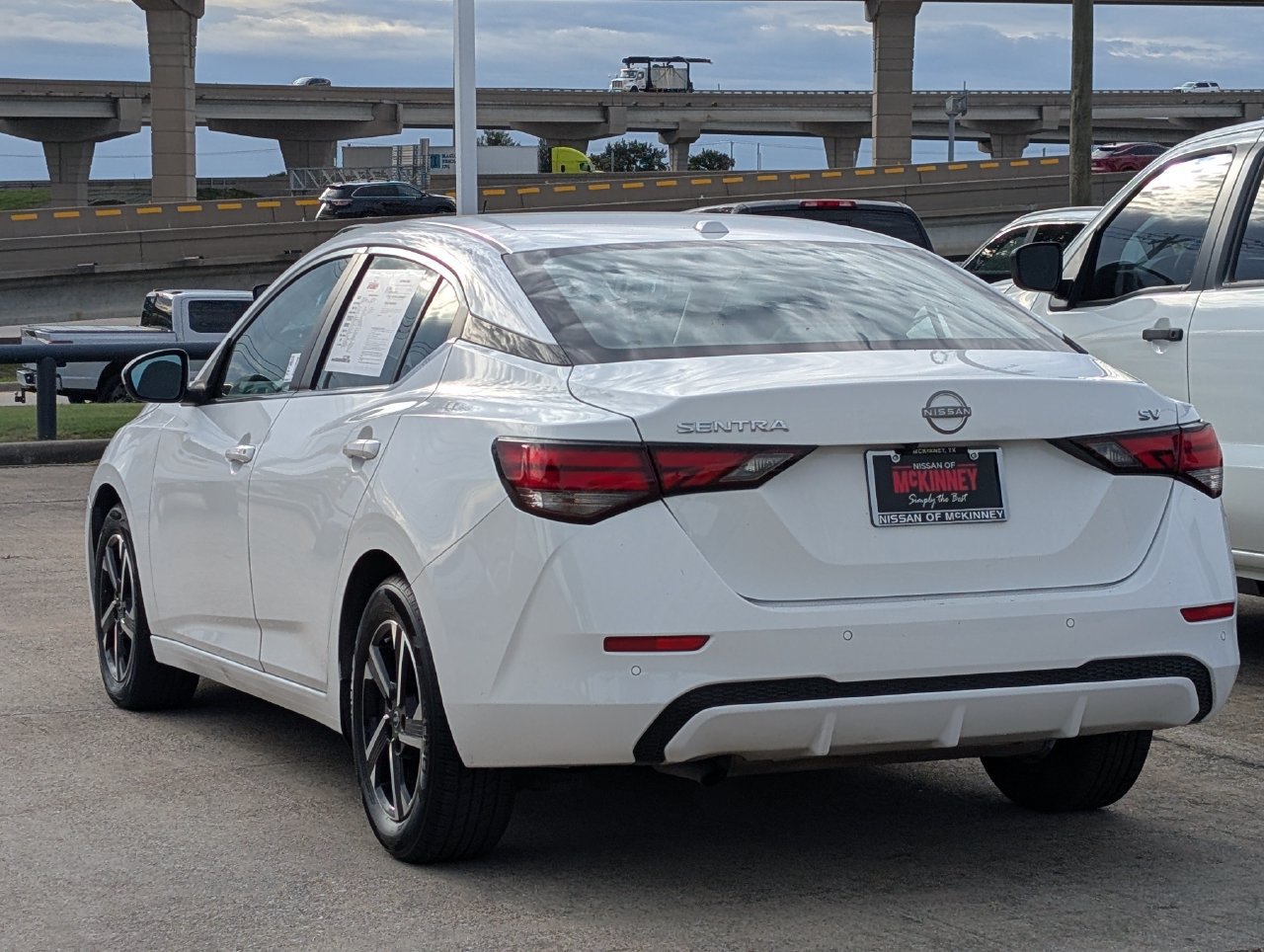 Used 2024 Nissan Sentra SV FWD image 4