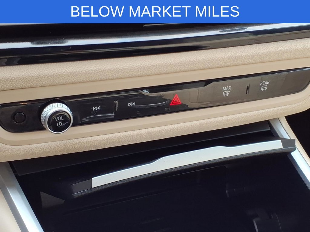 Used 2023 BMW 330i xDrive Sedan w/ Premium Package AWD/4WD image 25