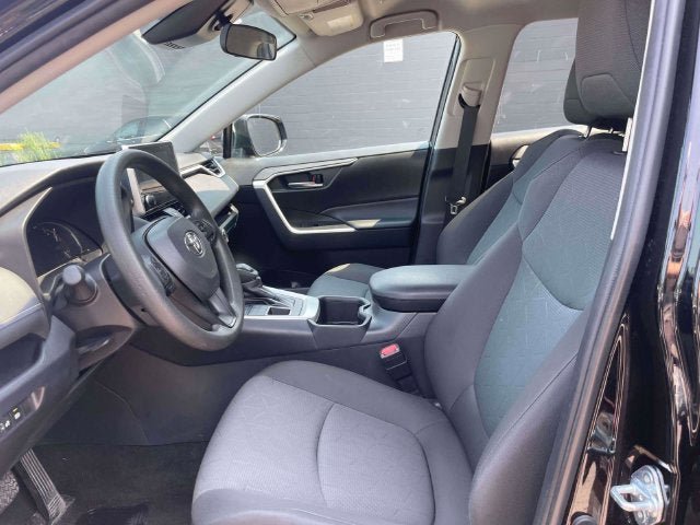 Certified 2025 Toyota RAV4 XLE AWD/4WD image 17