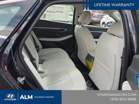 New 2026 Hyundai Sonata SE FWD image 18
