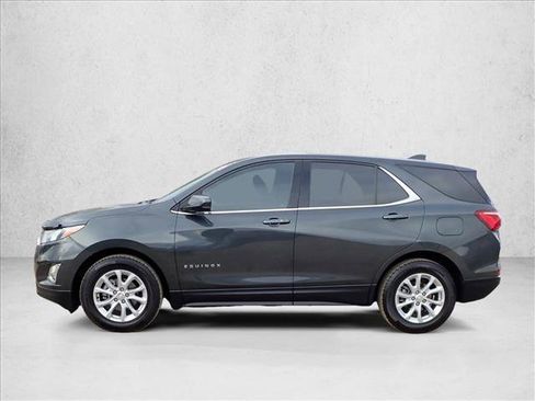 Used 2020 Chevrolet Equinox LT image 2