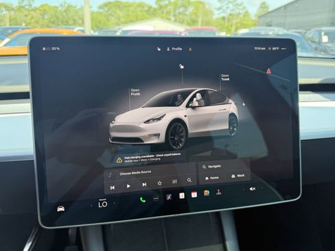 Used 2022 Tesla Model Y Long Range AWD/4WD image 22