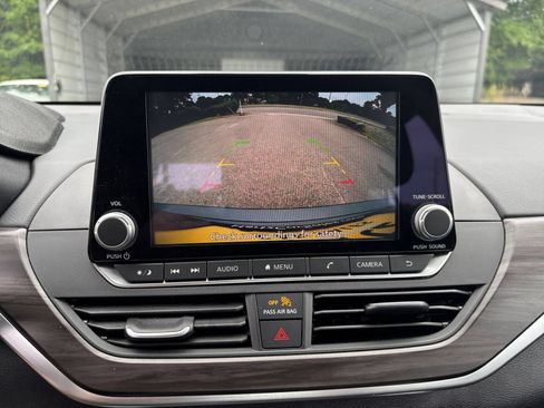 Used 2026 Nissan Altima 2.5 SV FWD image 18