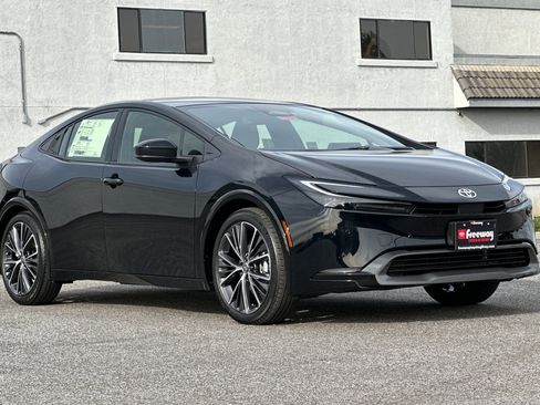 New 2026 Toyota Prius XLE FWD image 2