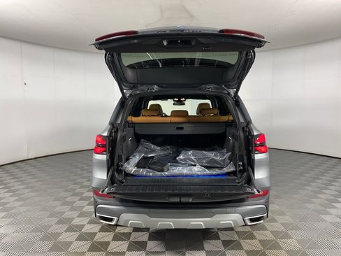 New 2026 BMW X5 xDrive50e w/ Executive Package image 24