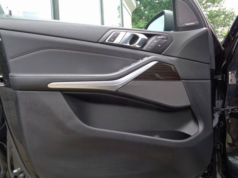 Used 2024 BMW X7 xDrive40i AWD/4WD image 14