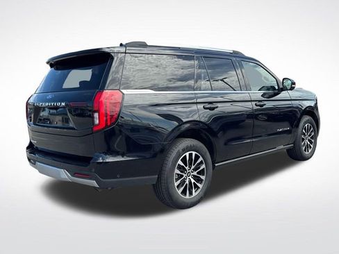 Used 2025 Ford Expedition Platinum AWD/4WD image 6