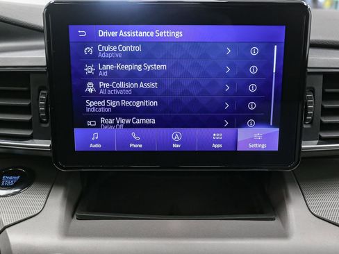 Used 2023 Ford Explorer XLT w/ Equipment Group 202A AWD/4WD image 34