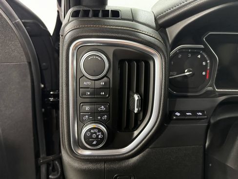 Used 2019 GMC Sierra 1500 AT4 w/ AT4 Premium Package AWD/4WD image 36