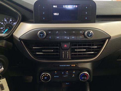 Used 2022 Ford Escape S AWD/4WD image 25