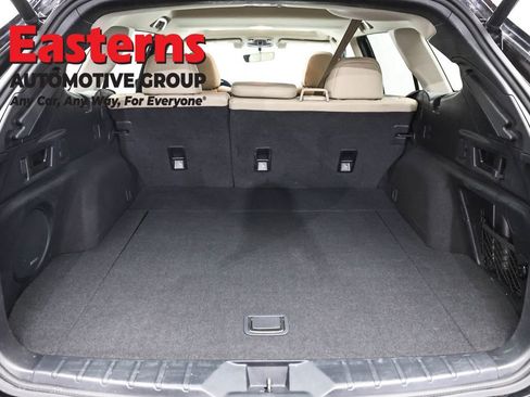 Used 2022 Subaru Outback Limited AWD/4WD image 9