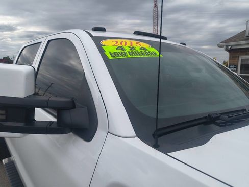 Used 2015 GMC Sierra 2500 4x4 Crew Cab w/ Snow Plow Prep Package image 4