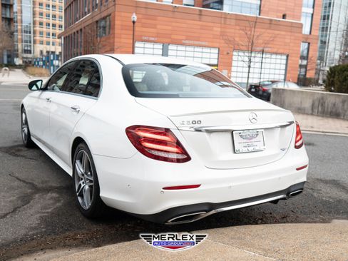 Used 2018 Mercedes-Benz E 300 w/ Premium 1 Package image 5