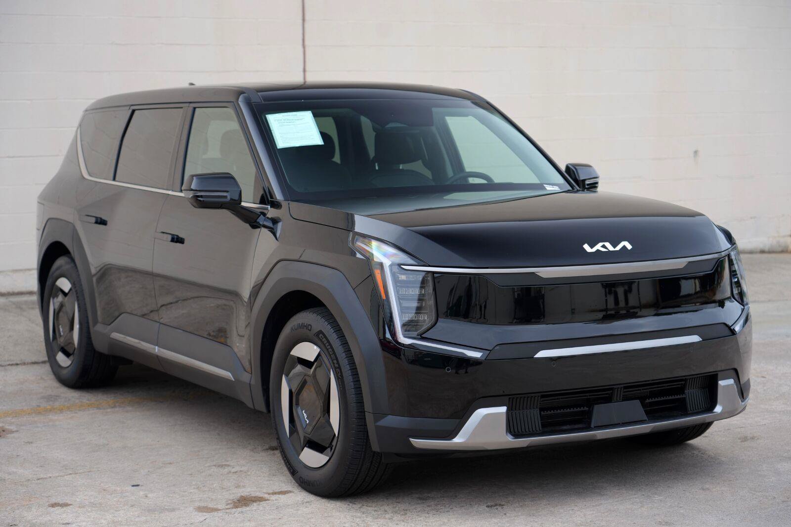 Used 2026 Kia EV9 Light RWD image 57