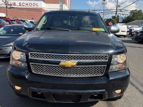 Used 2013 Chevrolet Suburban LTZ AWD/4WD image 2