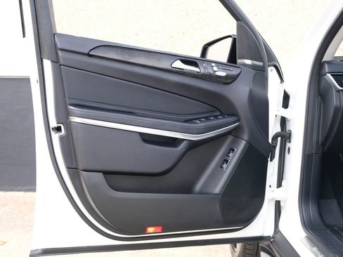 Used 2018 Mercedes-Benz GLS 550 GLS 550 4MATIC Sport Utility 4 w/ Driver Assistance Package image 19