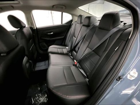 New 2025 Nissan Sentra SR w/ SR Premium Package FWD image 11