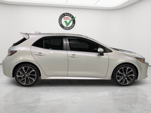 Used 2019 Toyota Corolla XSE FWD image 6