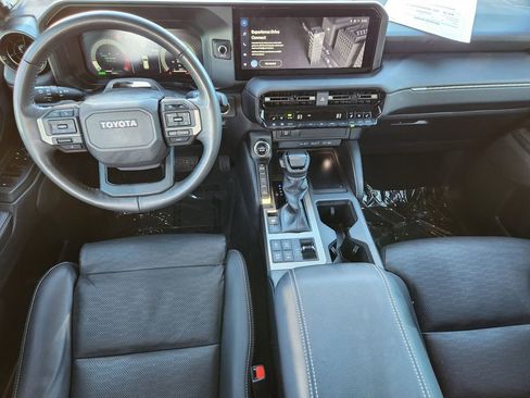 Used 2024 Toyota Land Cruiser image 24