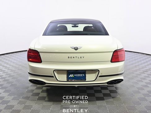 Used 2024 Bentley Flying Spur V8 image 6