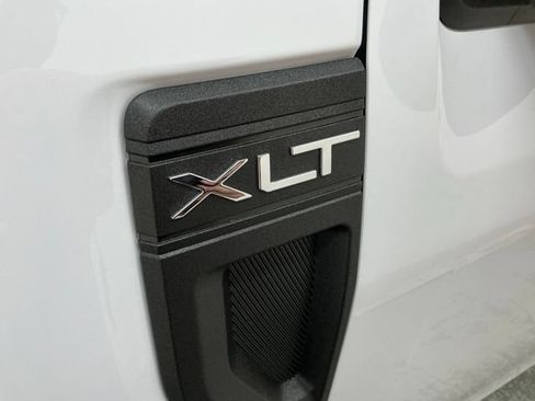 Used 2026 Ford Maverick XLT w/ Equipment Group 301A AWD/4WD image 9