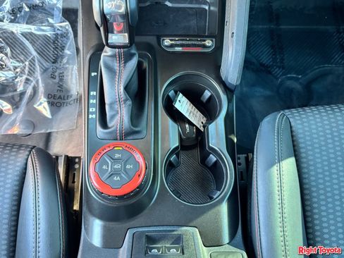 Used 2023 Ford Bronco Raptor AWD/4WD image 29
