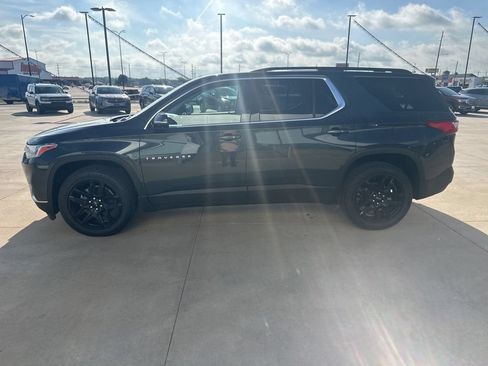 Used 2019 Chevrolet Traverse LT w/ LT Premium Package FWD image 28