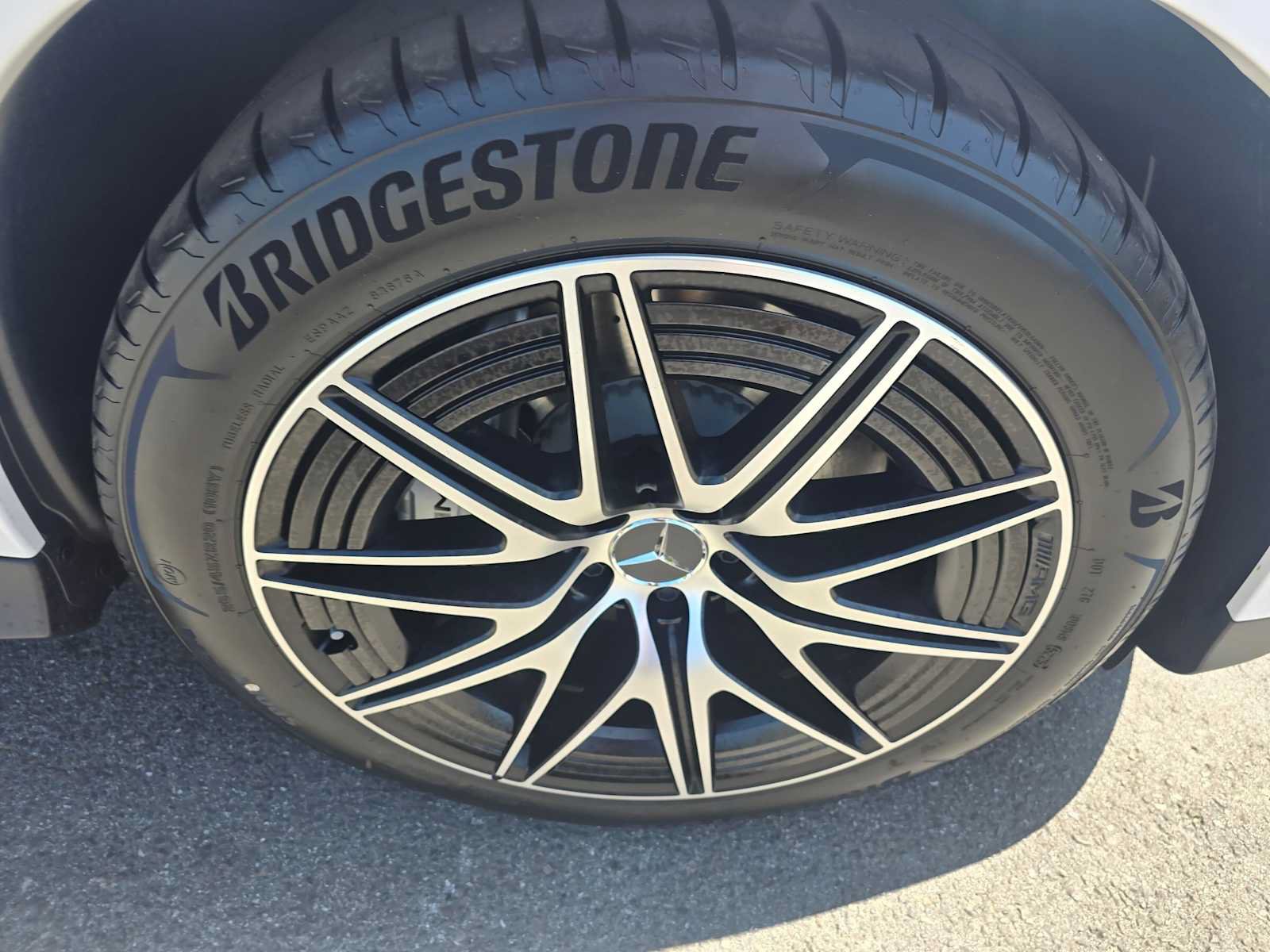 New 2026 Mercedes-Benz GLC 43 AMG 4MATIC image 9