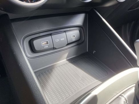 New 2026 Hyundai Venue SE FWD image 14