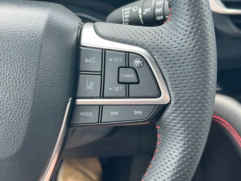Certified 2025 Toyota Sienna XSE w/ XSE Premium Package AWD/4WD image 45