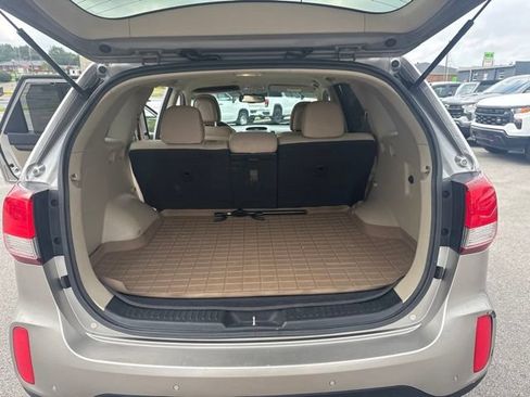 Used 2014 Kia Sorento LX AWD/4WD image 24