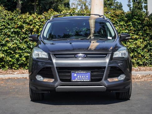 Used 2016 Ford Escape Titanium FWD image 2