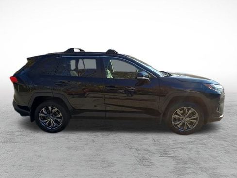 Certified 2023 Toyota RAV4 XLE Premium image 4