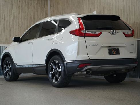 Used 2018 Honda CR-V Touring image 7