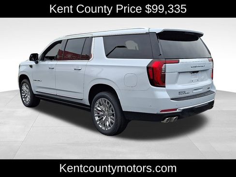 New 2026 GMC Yukon XL Denali w/ Denali Reserve Package AWD/4WD image 4