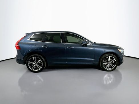 Certified 2018 Volvo XC60 T5 Momentum w/ Convenience Package image 5