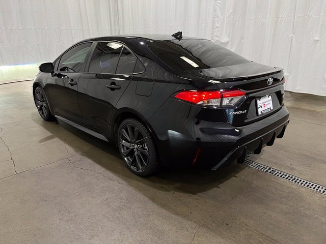 Certified 2023 Toyota Corolla SE w/ SE Premium Package FWD image 7