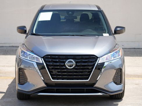 Used 2021 Nissan Kicks S FWD image 40
