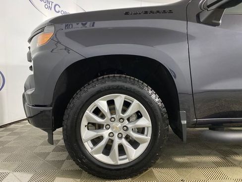Certified 2022 Chevrolet Silverado 1500 Custom image 28