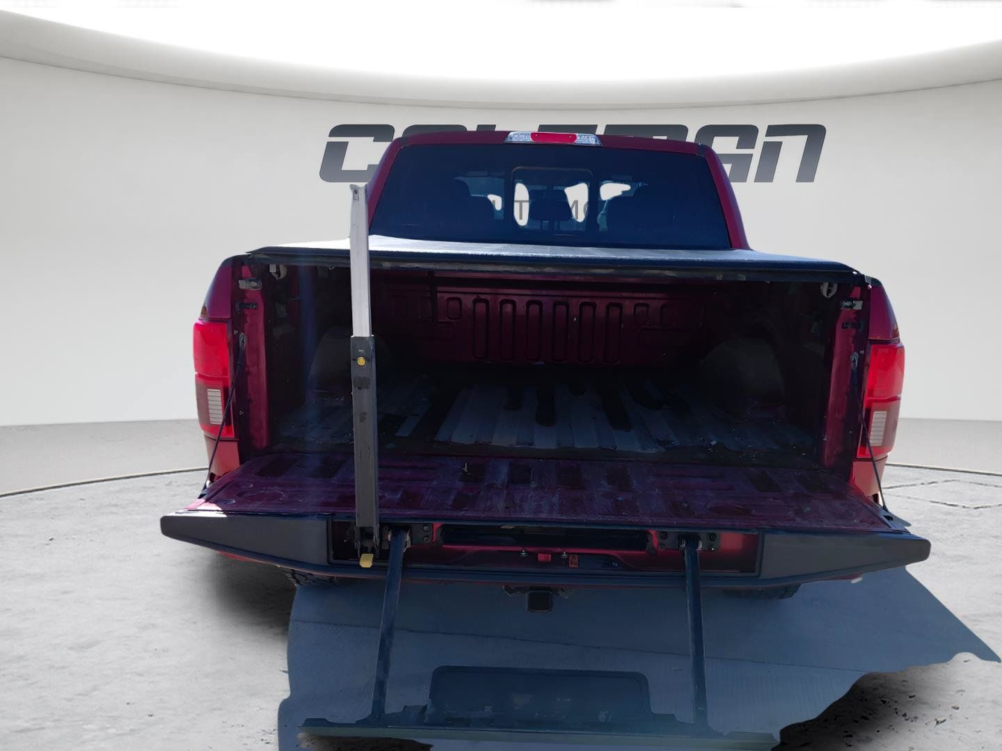 Used 2019 Ford F150 Lariat w/ Equipment Group 502A Luxury AWD/4WD image 21